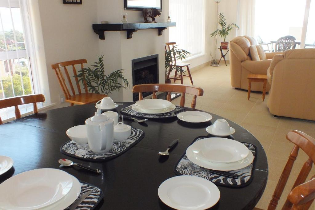 Penguinden - Load-Shedding Free Hotel Simonʼs Town Kamer foto