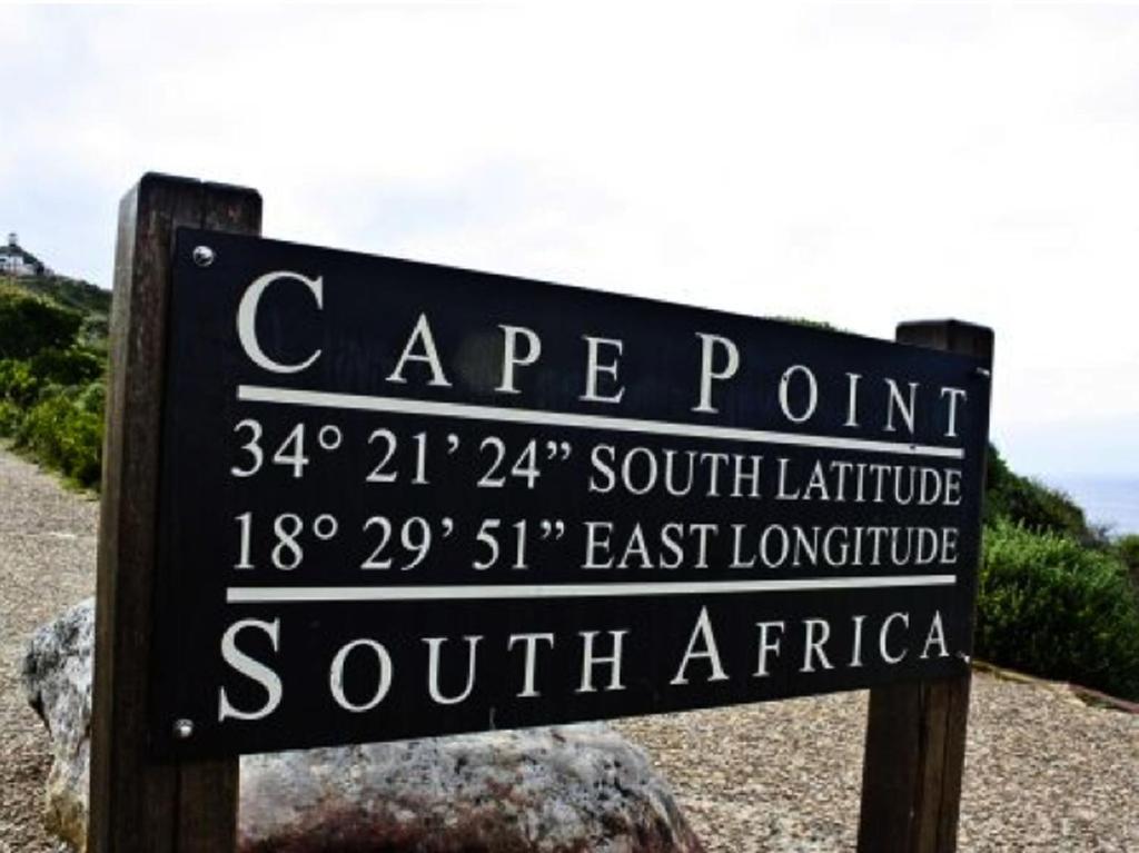 Penguinden - Load-Shedding Free Hotel Simonʼs Town Buitenkant foto