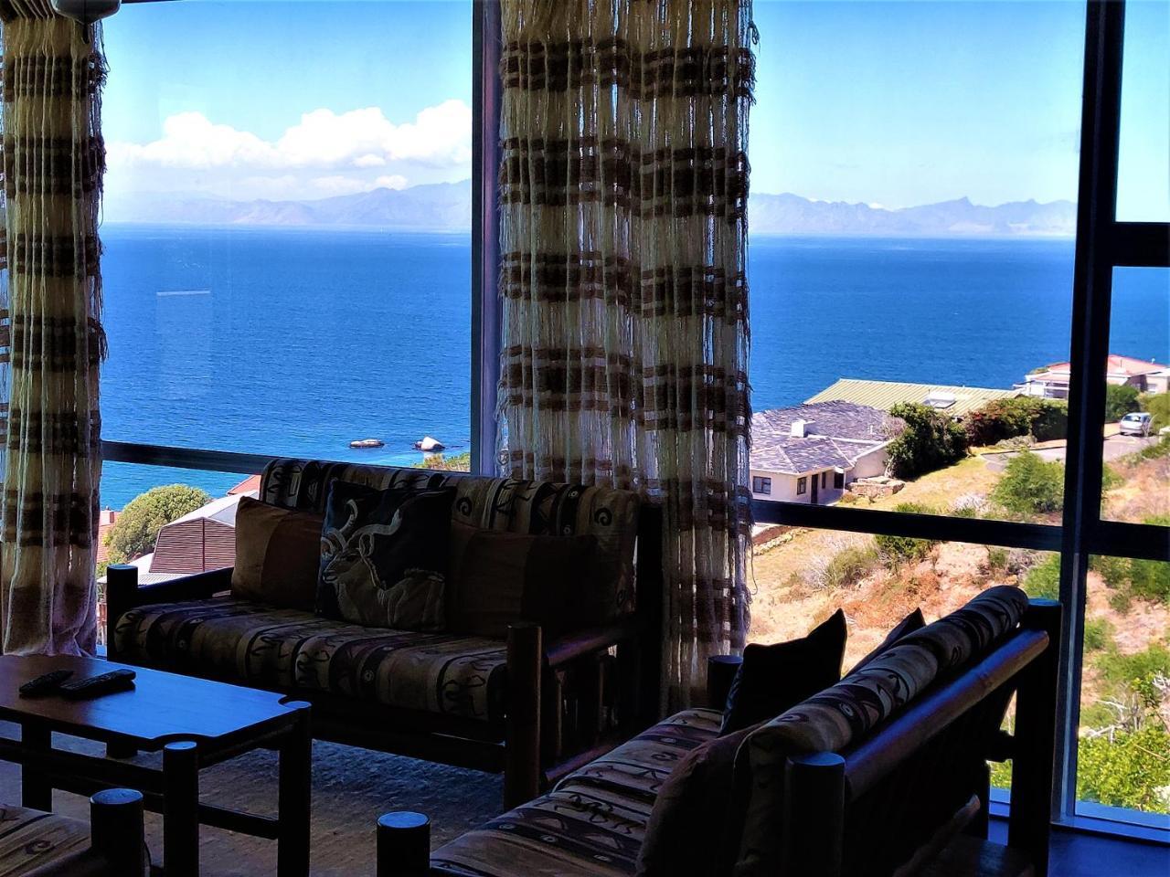 Penguinden - Load-Shedding Free Hotel Simonʼs Town Buitenkant foto