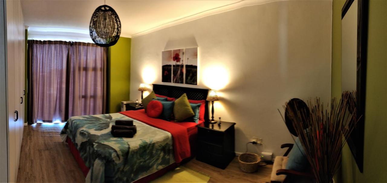 Penguinden - Load-Shedding Free Hotel Simonʼs Town Buitenkant foto