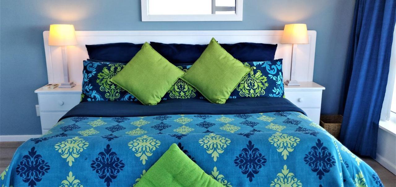 Penguinden - Load-Shedding Free Hotel Simonʼs Town Buitenkant foto