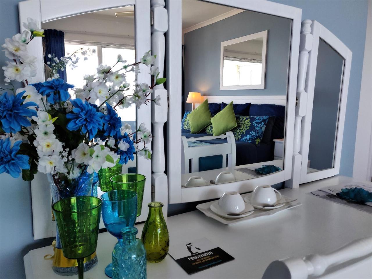 Penguinden - Load-Shedding Free Hotel Simonʼs Town Buitenkant foto